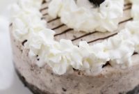 No-Bake Cookies and Cream Dream Cake