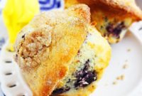Zesty Lemon Blueberry Streusel Muffins