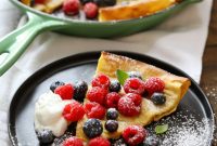 Skillet-Baked Soufflé Pancake