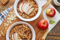 Cozy Apple Cinnamon Oatmeal