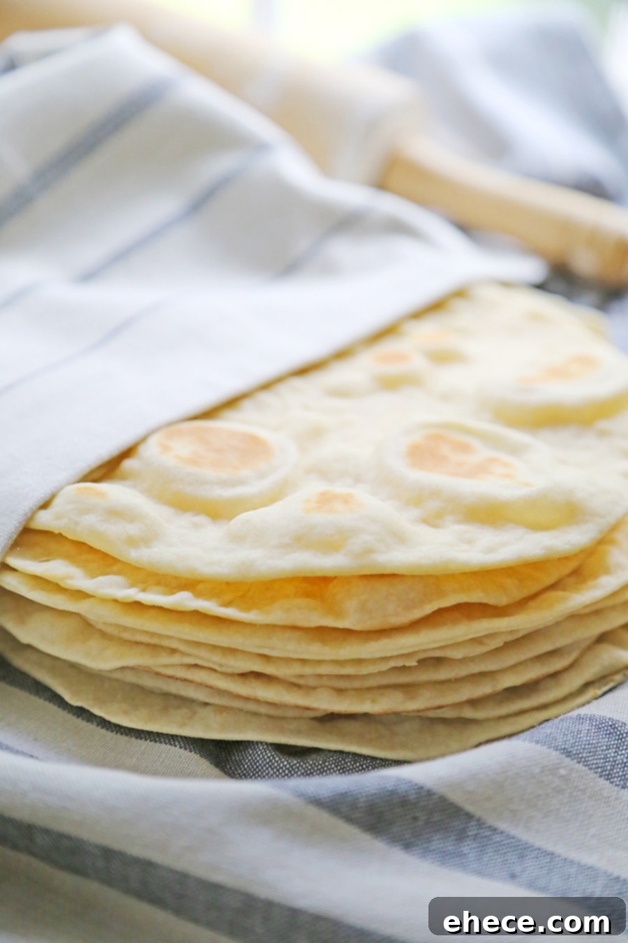 Pillowy Soft Homemade Flour Tortillas 1 featured 26446