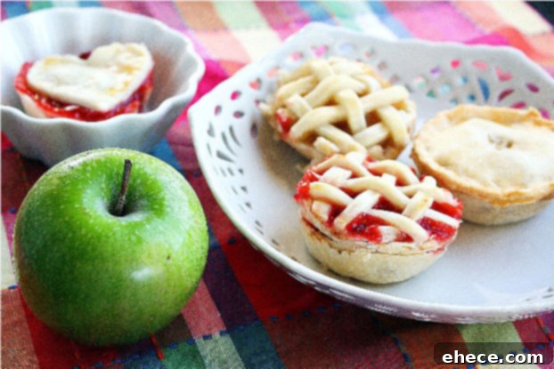 Duo Fruit Mini Pies 1 featured 280