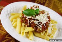 Hearty Bolognese Pasta
