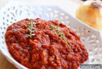 Basic Marinara Sauce: Mastering Tomato Peeling and Seeding