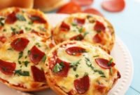 No-Fuss Mini Bagel Pizzas