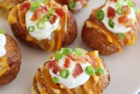 Crispy Loaded Hasselback Potato Poppers