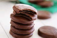 Effortless 3-Ingredient Mint Oreo Thins