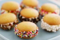 Vanilla Wafer Ice Cream Minis