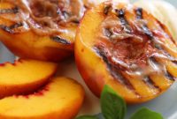 Tarçınlı Şekerli Tereyağlı Köz Şeftaliler