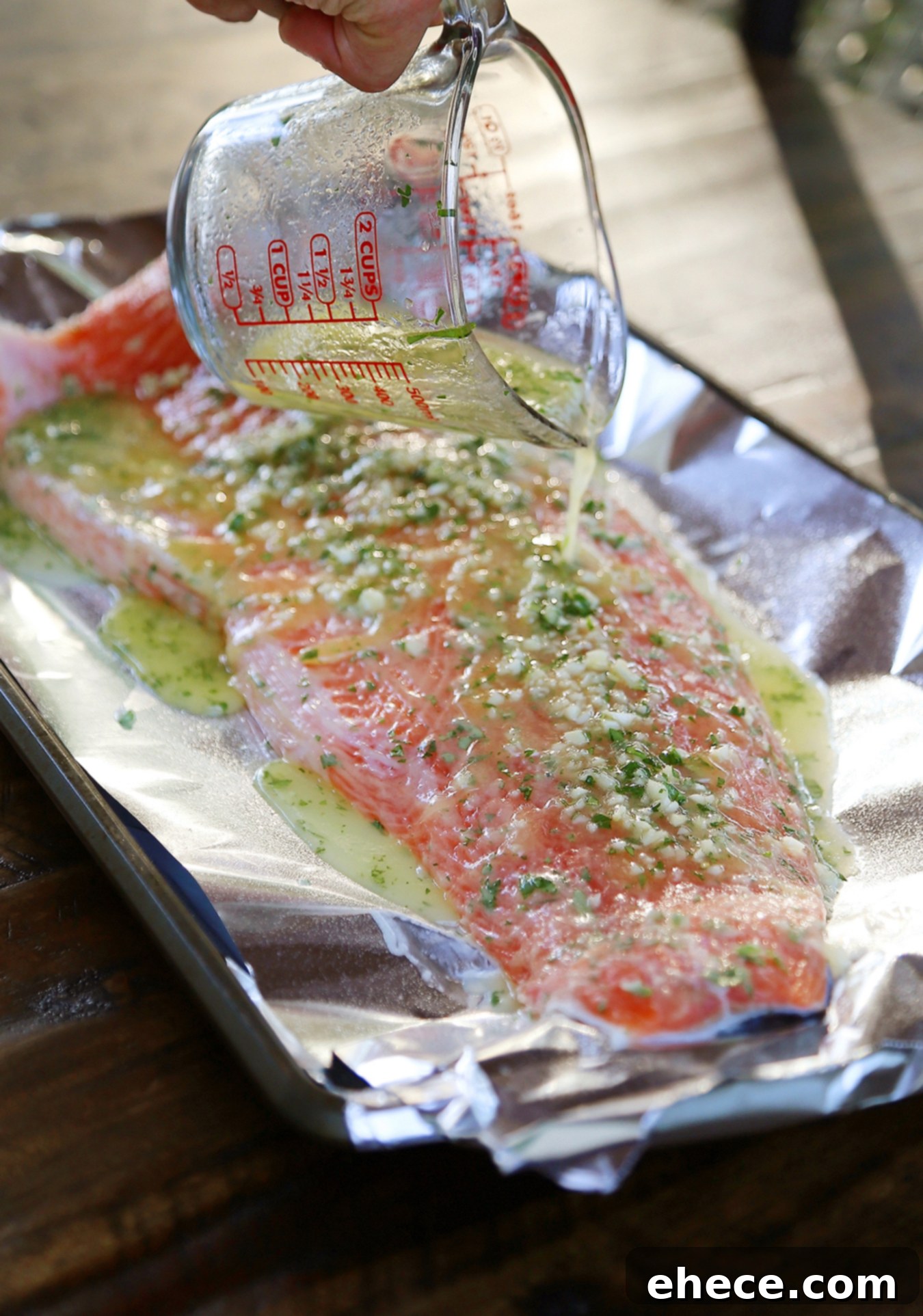 Honey Cilantro Lime Salmon Packets 3 Honey Cilantro Lime Salmon in Foil - Buttery, flaky salmon fillet that melts in your mouth. So quick & easy! thecomfortofcooking.com