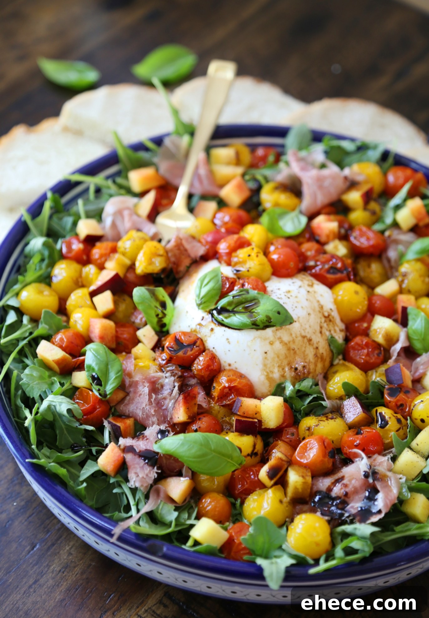 Sweet Peach, Salty Prosciutto, Creamy Burrata Caprese 2 Burrata Caprese Salad with Peach and Prosciutto - Perfect for parties and lazy weeknights! Sweet peaches, salty prosciutto and roasted tomatoes nestled in arugula with fresh mozzarella. thecomfortofcooking.com