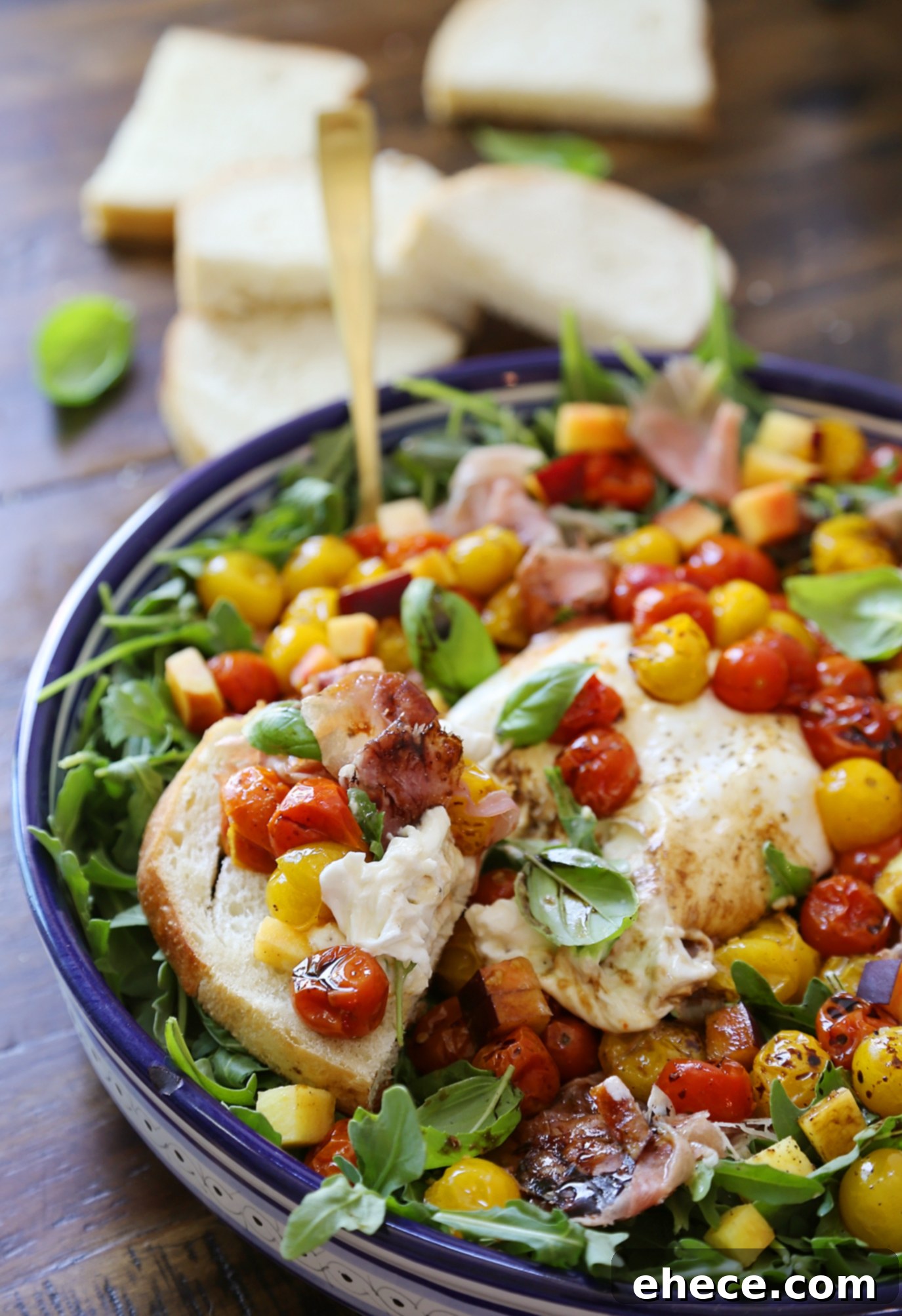 Sweet Peach, Salty Prosciutto, Creamy Burrata Caprese 4 Burrata Caprese Salad with Peach and Prosciutto - Perfect for parties and lazy weeknights! Sweet peaches, salty prosciutto and roasted tomatoes nestled in arugula with fresh mozzarella. thecomfortofcooking.com