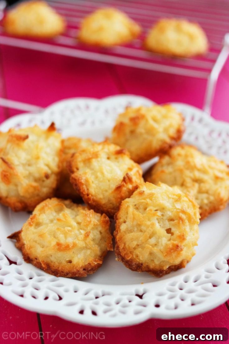 Delicious Easy Coconut Macaroons