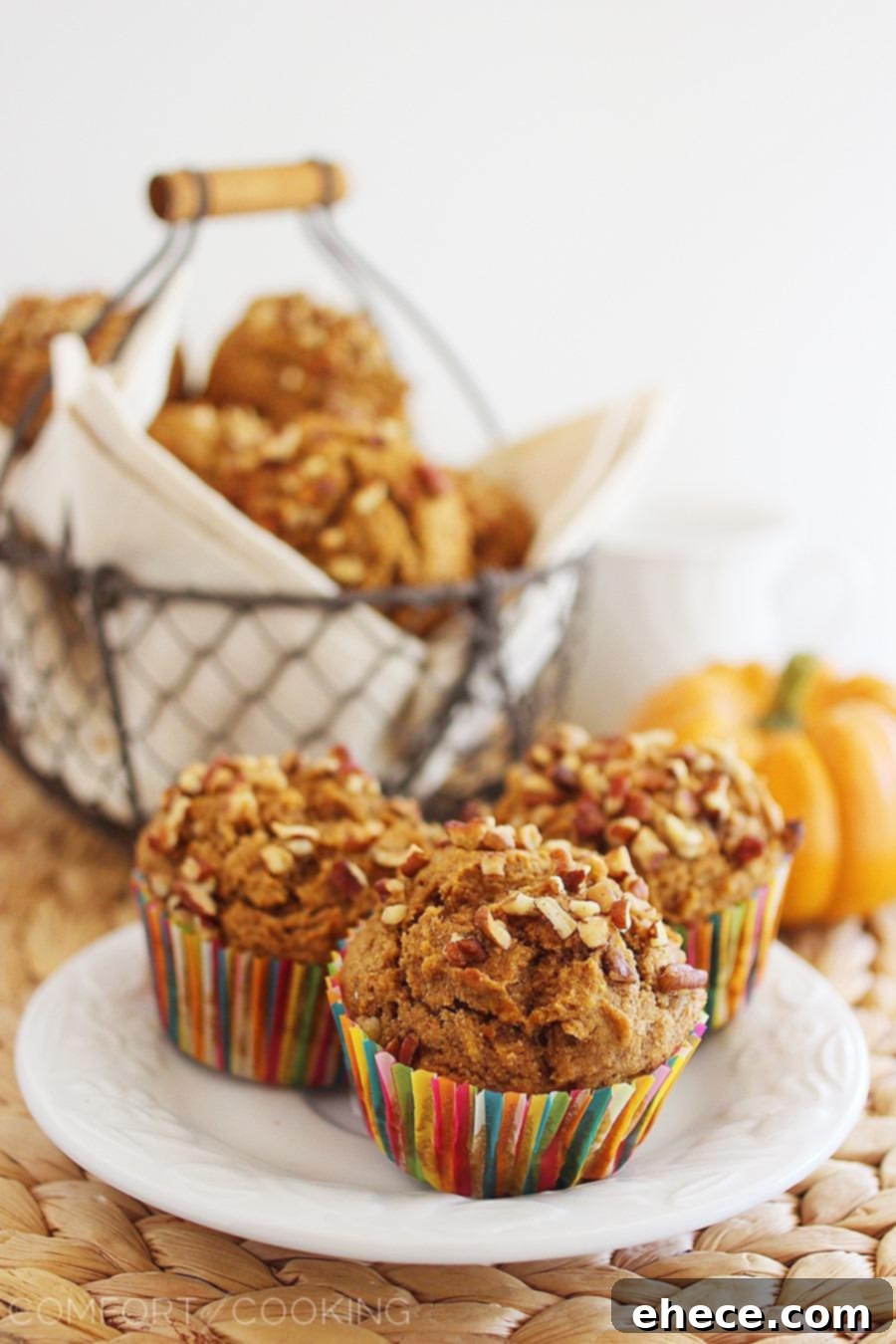 Tender Whole Grain Apple Pumpkin Delights 2 Super Soft 100% Whole Wheat Apple-Pumpkin Muffins – These spiced whole wheat apple-pumpkin muffins are easy, delicious and only need 1 bowl! | thecomfortofcooking.com