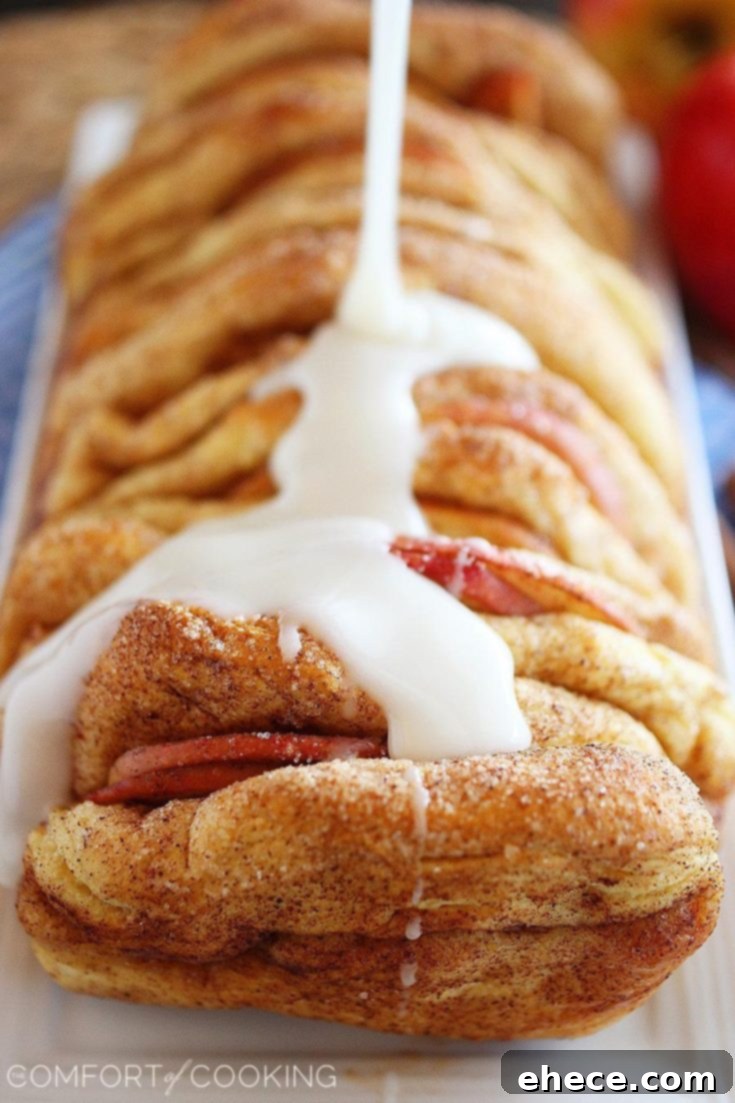 Apple Pie Pull Apart Bread