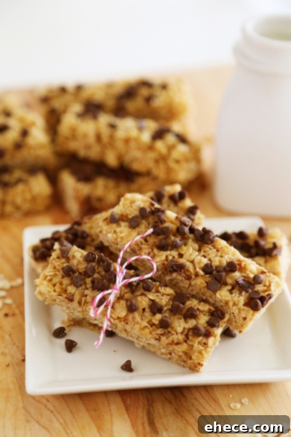 No-Bake Chewy Chocolate Chip Granola Bars - Crispy, chewy homemade granola bars are easy, healthy and perfect for snacks on the go! | thecomfortofcooking.com