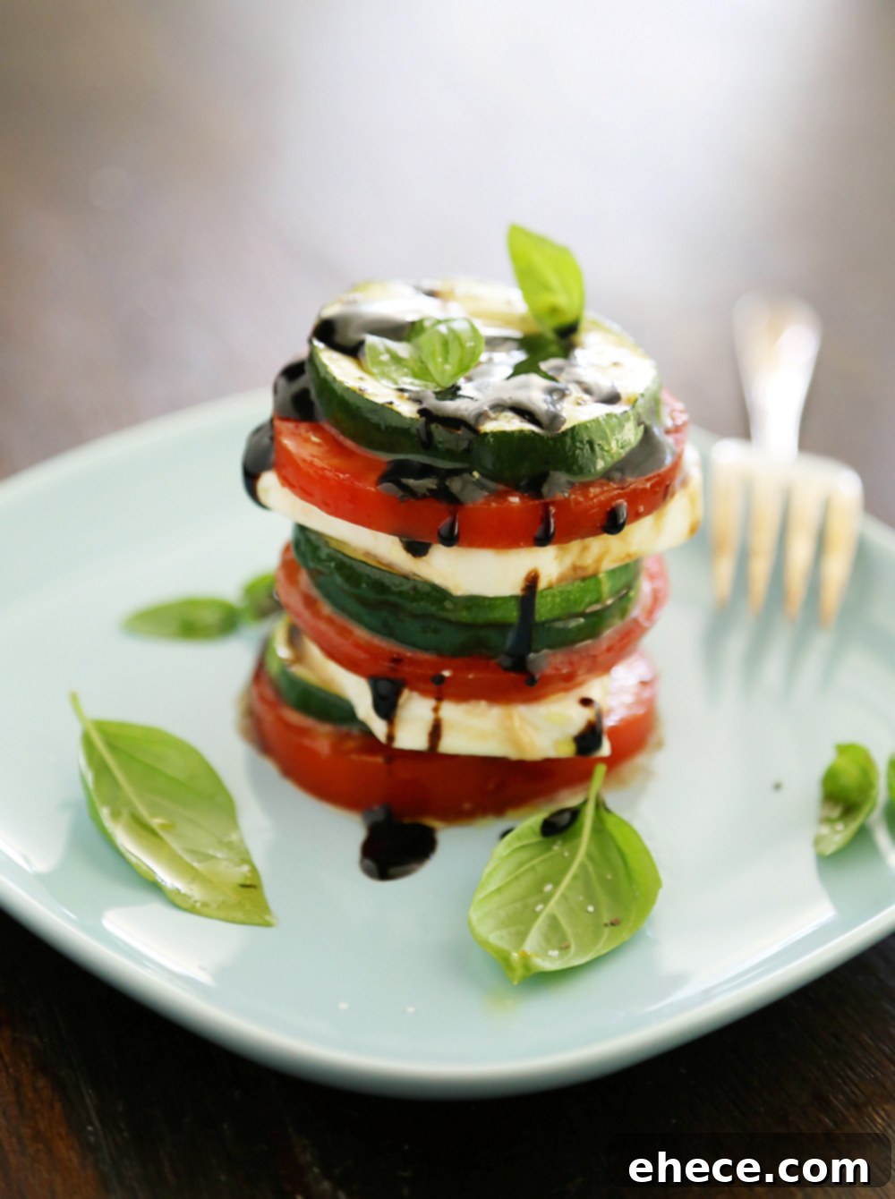 Caprese Zucchini Grill 7 Grilled Zucchini Caprese Salad - Colorful, healthy, quick and easy. Serve alongside your favorite grilled meats and fish! Thecomfortofcooking.com
